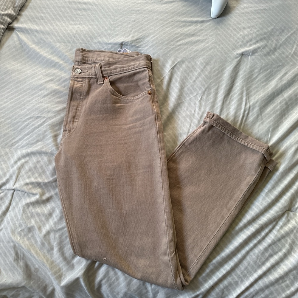 Levi's 501 Classic Jeans - Picture 2 of 7